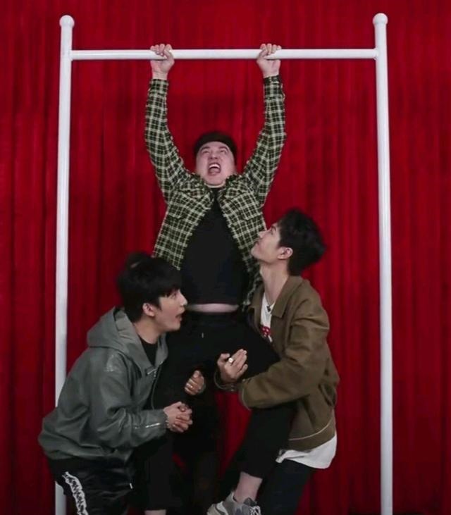 一博|众所周知一博的笑点长在枫哥身上,而他也是平平无奇语言小天才