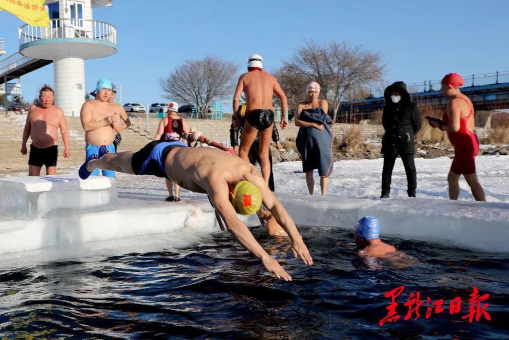 北极熊冬泳|中国最北“泳池”，挑战冰雪极寒！