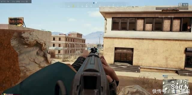 鸡肋|和平精英这几样装备最鸡肋,第1菜鸟都嫌弃,第3大神不会碰