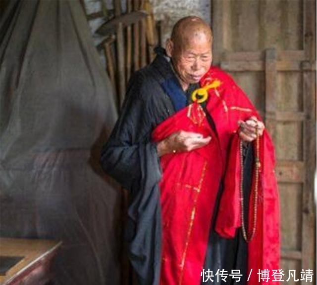 割肉|觉定法师:为救母甘心割肉,徒手建起一座寺庙,一件佛衣穿了一生