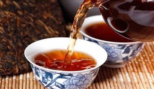 物质|长期喝茶会不会损伤肾脏 一起来听听养生专家是怎么说的!
