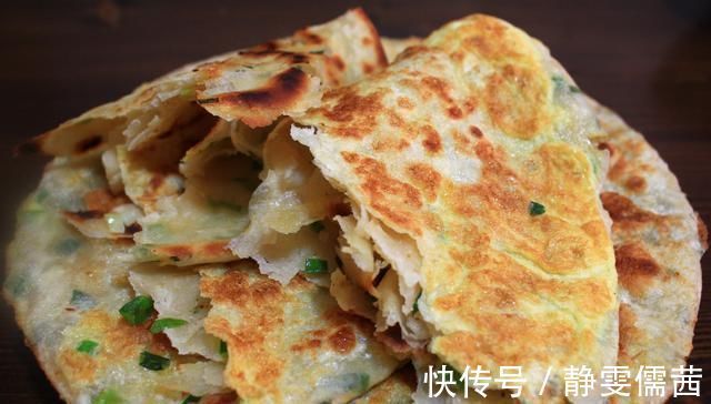 鸡蛋|早餐别出去买了，教你4种懒人鸡蛋饼，不用发面，天天吃都不腻