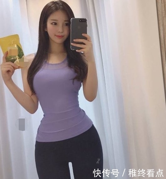 紧身打底裤小姐姐,展现时尚个性,释放着女神唯美的气质!