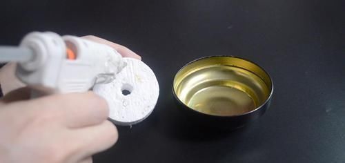 家里有废弃不用的铁皮茶叶盒吗 这个用途太厉害了, 越早知道越好