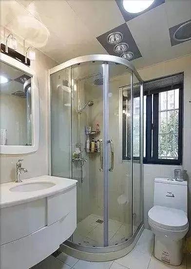 卫生间隔|卫生间就这样装非常漂亮,洗澡也方便,一天连洗三次都不过瘾