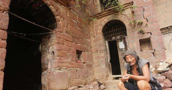 牛诗静:先祖曾是清朝状元,为保护状元府,他如今靠着救济生活