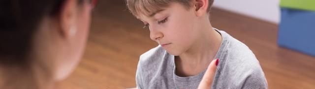 棍棒|致家长毁掉一个孩子最快的方式莫过于妈妈“打”,爸爸“宠”