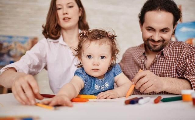 基因|夫妻中谁的基因决定了孩子的智商和相貌这个答案,还是有些道理