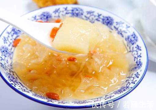 香甜可口|煮银耳汤要想出胶快,记得多做这个小动作,20分钟汤汁变浓稠