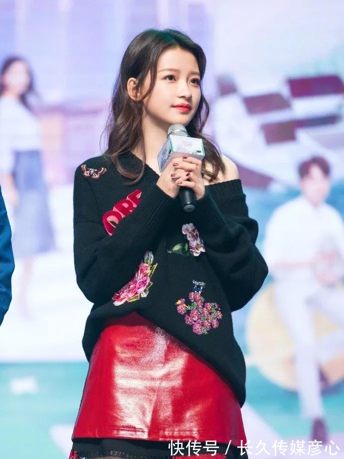 卷发|若你今年过了45,这3种“大妈发型”尽量少留,容易显老还伤发