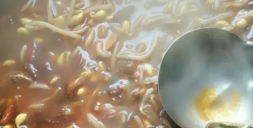 这道菜在餐馆吃太贵,自己做30元搞定,麻辣鲜香超下饭!