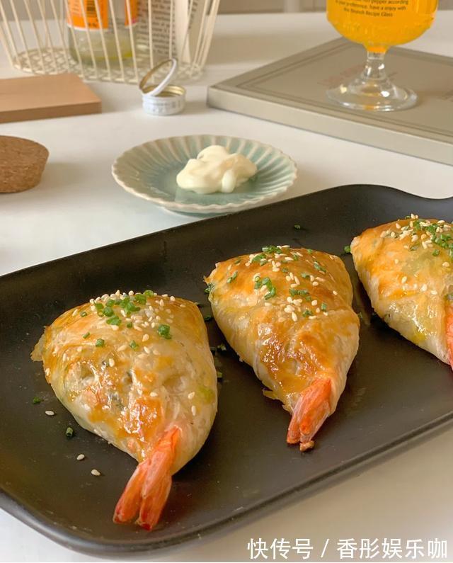 做法|手抓饼的新奇做法——芝士酥皮大虾！懒人厨房开始咯