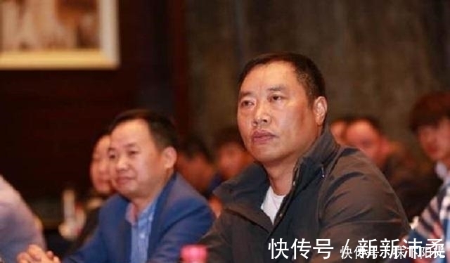 报单|陈小英：申通快递创始人，146亿卖给马云后，又靠雨伞赚上百亿