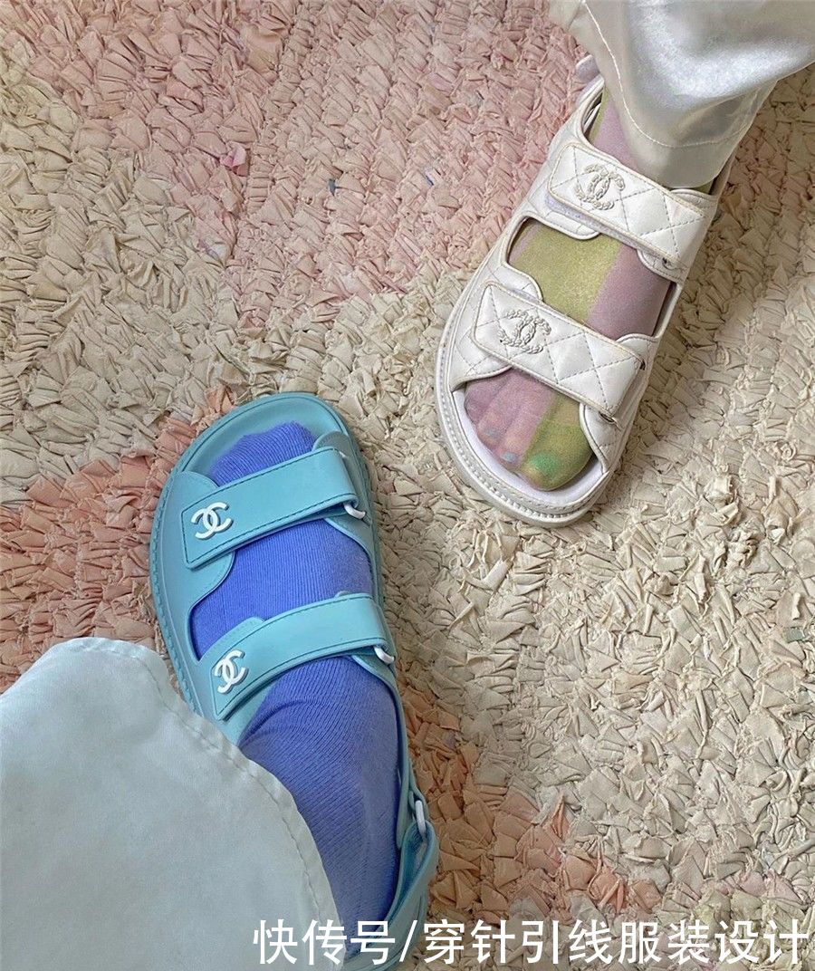 别忽略袜子这个小细节,它能让你时髦翻倍