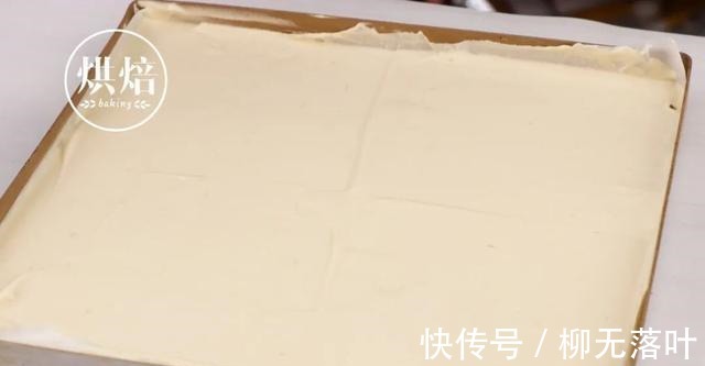 卖断货的生椰拿铁出蛋糕卷了 清新又浓郁 下一个爆款就是它！