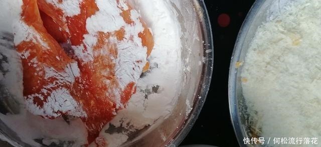 a366|金黄的皮肤酥脆,内部嫩滑,吃起来像是吮手指的炸鸡