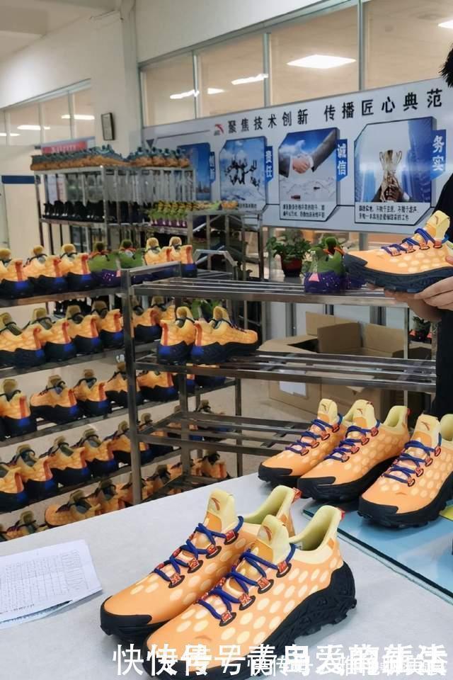 范思哲 安踏联名“范思哲”！颜值满分，国外明星上脚，老外也爱进口鞋