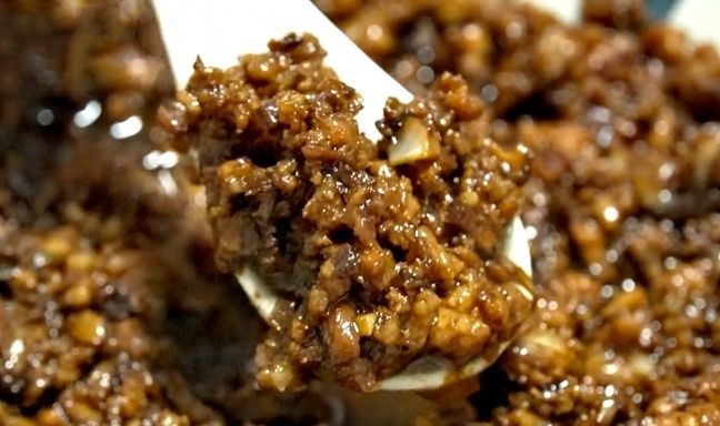 黄豆酱|入秋后,妈妈教我做炸酱,配方和做法告诉你,拌面拌饭都好吃