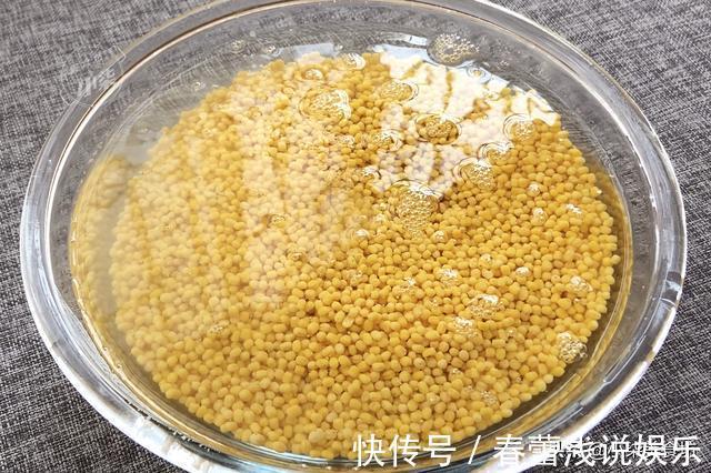 绿豆小饼|在家自制绿豆小饼，学会不用买，清凉解暑易消化，老人孩子都喜欢