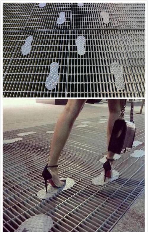 卡住|走在这种带“足迹”的铁格栅，穿高跟鞋的女生们不再担心鞋跟被卡住了!