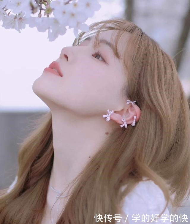 赵露思 时尚圈真是个轮回!盘点今年流行的“土味发饰”,没想到还真好看!