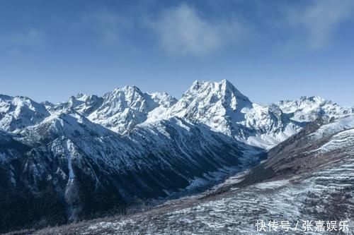 连绵150公里，这是全世界公认最美的雪山
