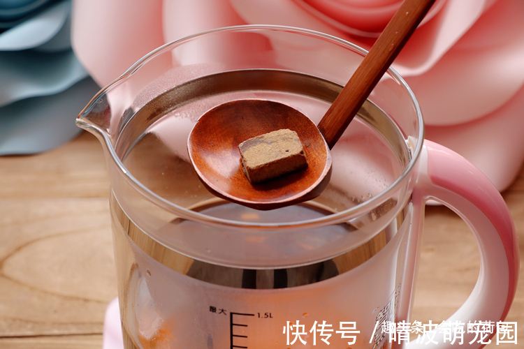 红枣|外行吃人参,内行吃黄芪,黄芪水好处多,但三类人不能喝,别不懂