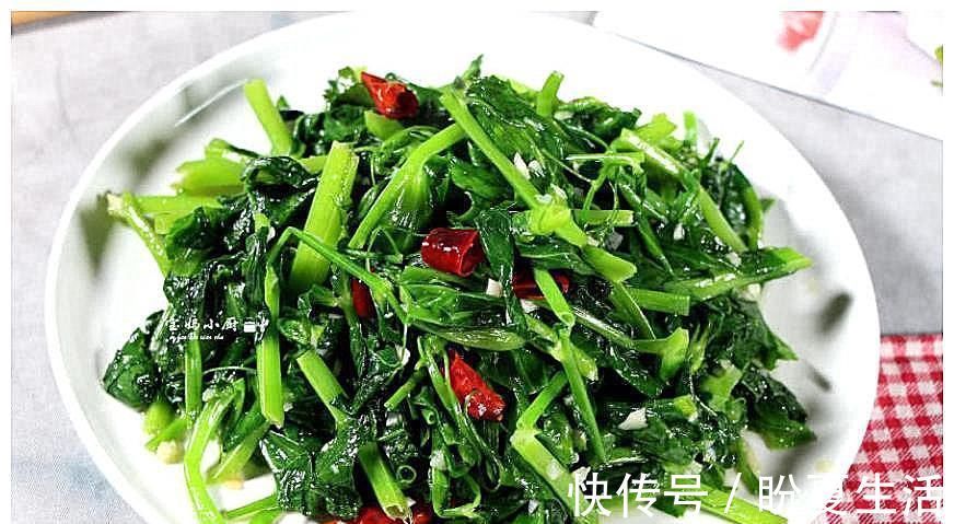 熬夜者|少吃肉多吃这菜，5块钱1斤，排毒养肝，改善视力，熬夜者多吃好