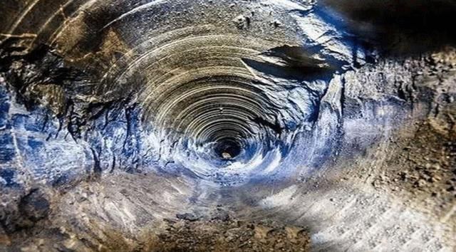 诺亚方舟 青藏高原的地底空洞，面积达10万平方公里，海洋面积堪比两个渤海