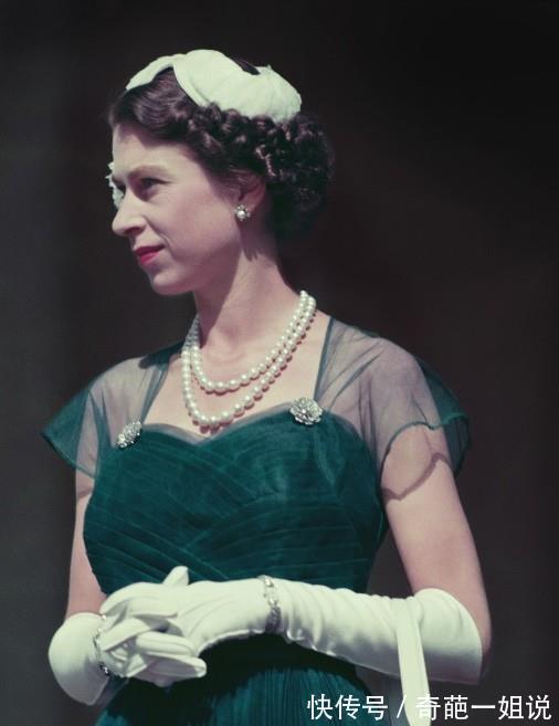 首饰!39岁凯特八面玲珑,多次借戴铁公鸡女王私藏珠宝,卡米拉成透明人