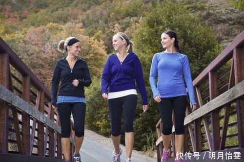 减脂|走路也是一项有效燃脂运动,每天走1万步,2个月瘦12斤以上