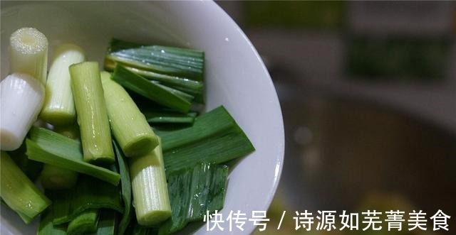 营养|酱油肉炒花菜,营养丰富,好吃下饭!