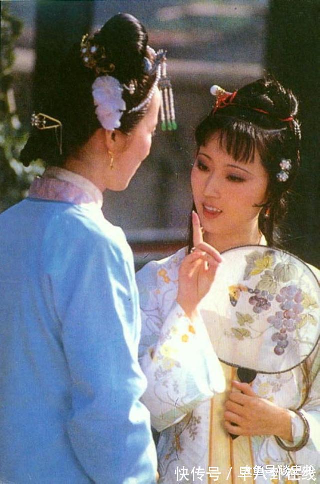 警告$初次见面,王夫人连用两个词语警告黛玉,黛玉一个反问,完美回击