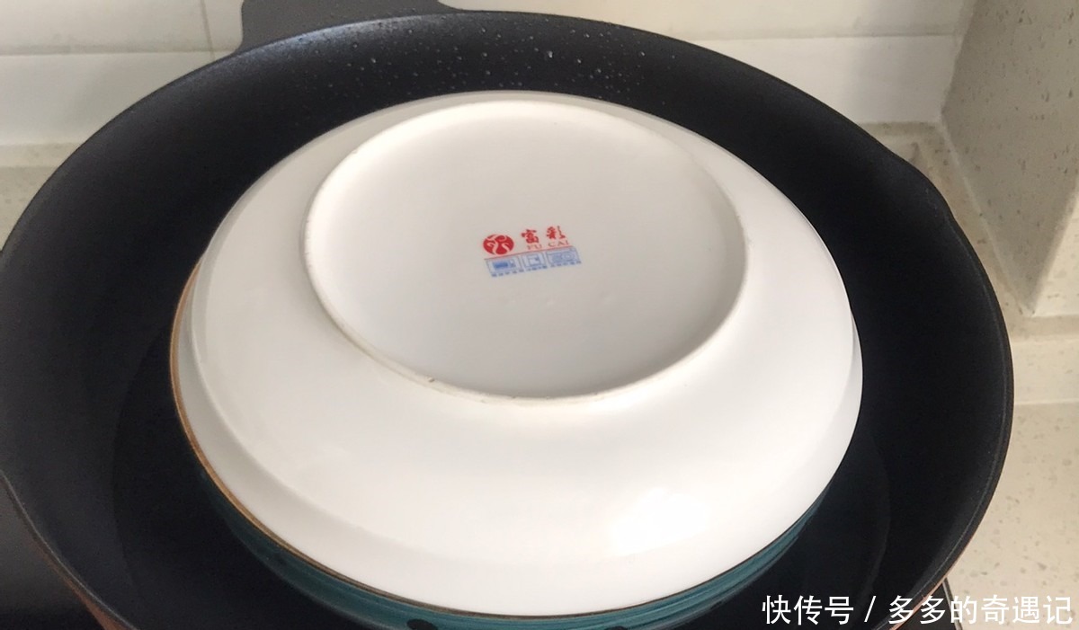 豆制品|豆腐和鸡蛋完美结合，蒸一蒸，鲜香入味，爽滑好消化，太美味了！