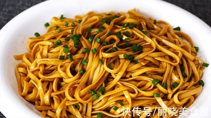 我家早餐从不出去买，在家做7天不重样，花钱少，吃得更健康