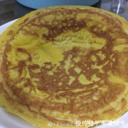 明星疫期居家全变厨师,何炅这菜我学不会,华晨宇这菜我吃不饱