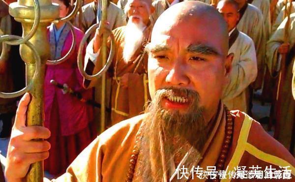 自尽|眼睁睁看着张翠山自尽，张三丰为何不出手？你看当年追杀他的是谁