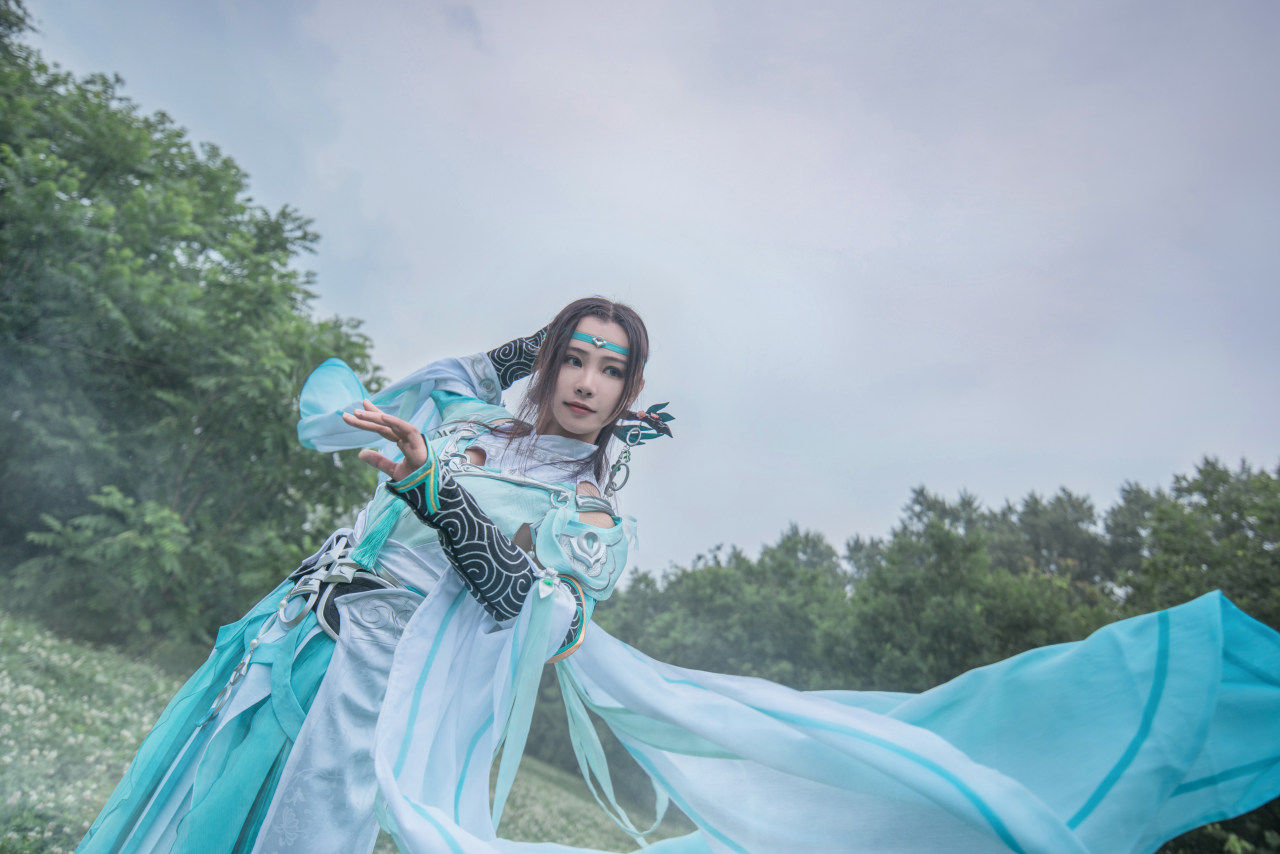 剑网三雪河琴娘cosplay--骤雨初霁