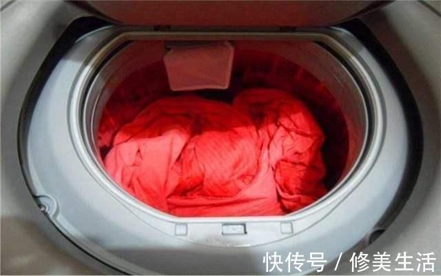 人在床上时间最久了，床单卫生格外重要，怎么洗干净