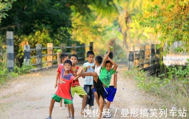 真人秀版|孩子有这4个“坏习惯”,说明你把他养得很好,父母就放宽心吧