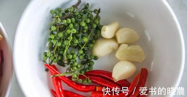 舌尖|「舌尖上的永胜」之鸡枞油！