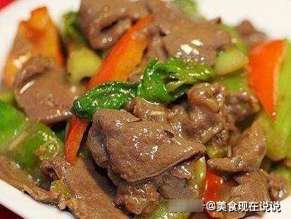 50年大厨：炒牛肉时，别只会加淀粉！多加一点它，牛肉香嫩还入味