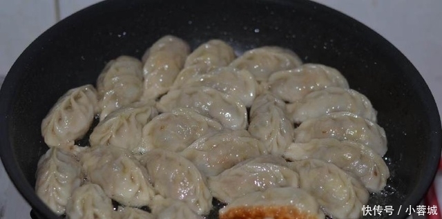  上天|第一次用它做饺子馅，全家人都爱吃，鲜上天了！