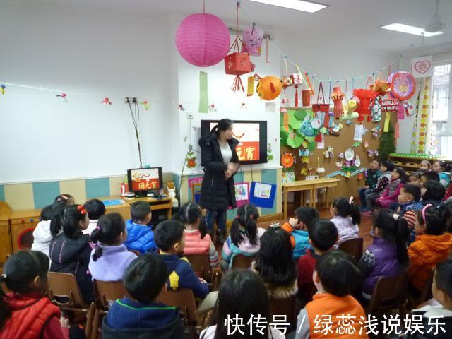 器材|儿子去上幼儿园,宝爸在包里放了根录音笔,回家听完后脸色很难看