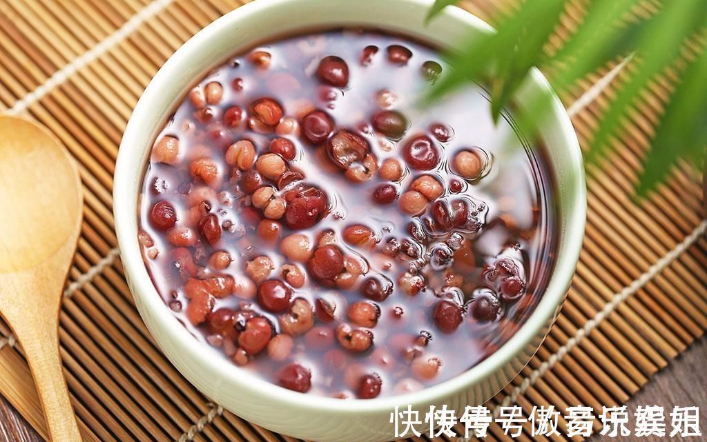 体内湿气|湿气的克星找到了,每天吃一口,排净体内湿气,大肚腩也消失了!