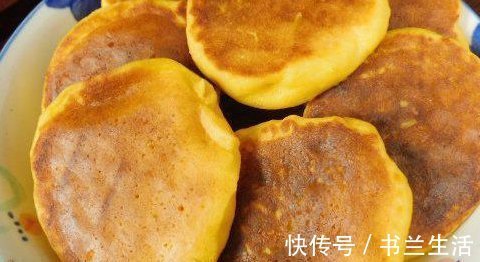 玉米面最神奇的吃法,不蒸不烤还不烙,香甜酥脆出锅瞬间被抢光