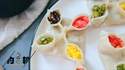 年夜饭菜单请查收，“2素6荤”照着做，寓意福气多多，幸福满满