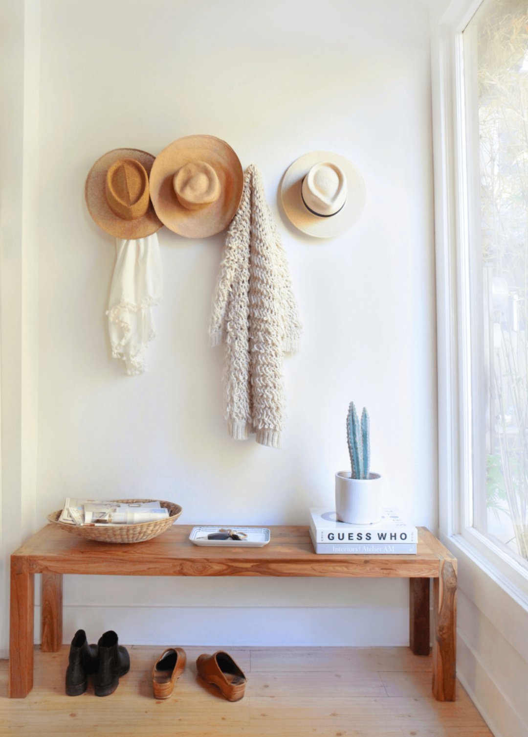 衣架|睡觉前、进门后脱下来的衣服放哪好别傻傻放沙发上了……