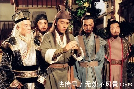 令狐冲|笑傲江湖中，此人与风清扬同是杨过传人，实力吊打任我行，左冷禅远远不如