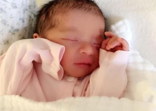 聪明娃|“话痨”父母能培养出聪明娃?4个好处胜过沉默,你说对了吗?